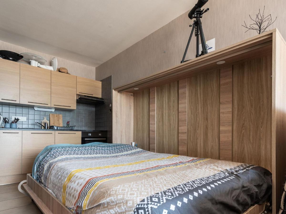 Contemporary Apartment In Oostende With Balcony 外观 照片